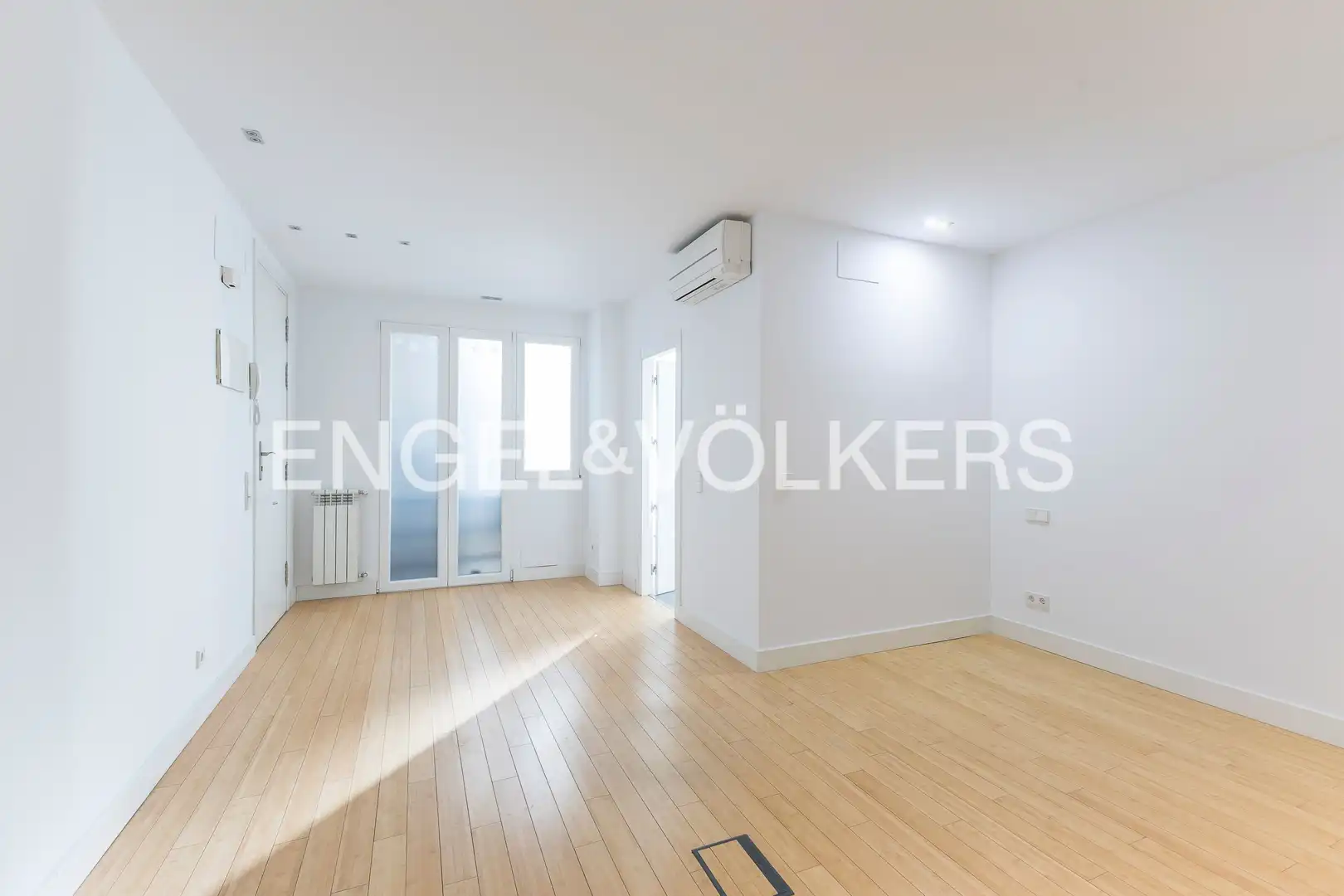 Wohnung zur Miete in Madrid mit Klimaanlage, Heizung und Parkett