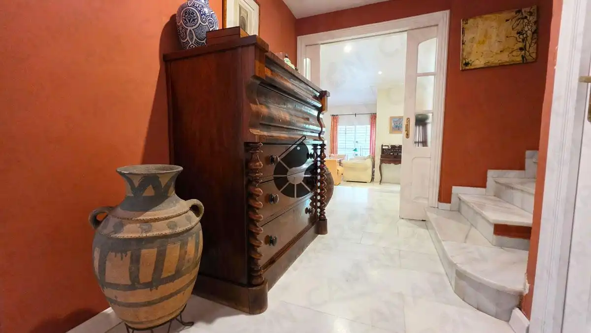 Casa adosada en venta en Mairena del Aljarafe con Aire acondicionado, Jardín privado y Trastero