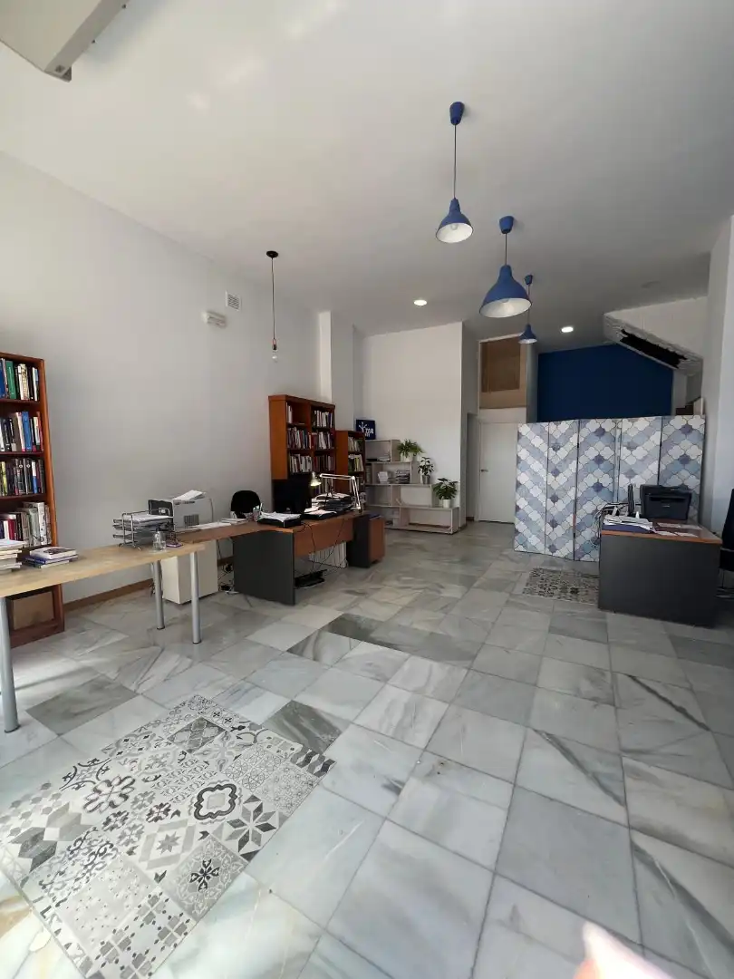 Local en venta en Mairena del Aljarafe