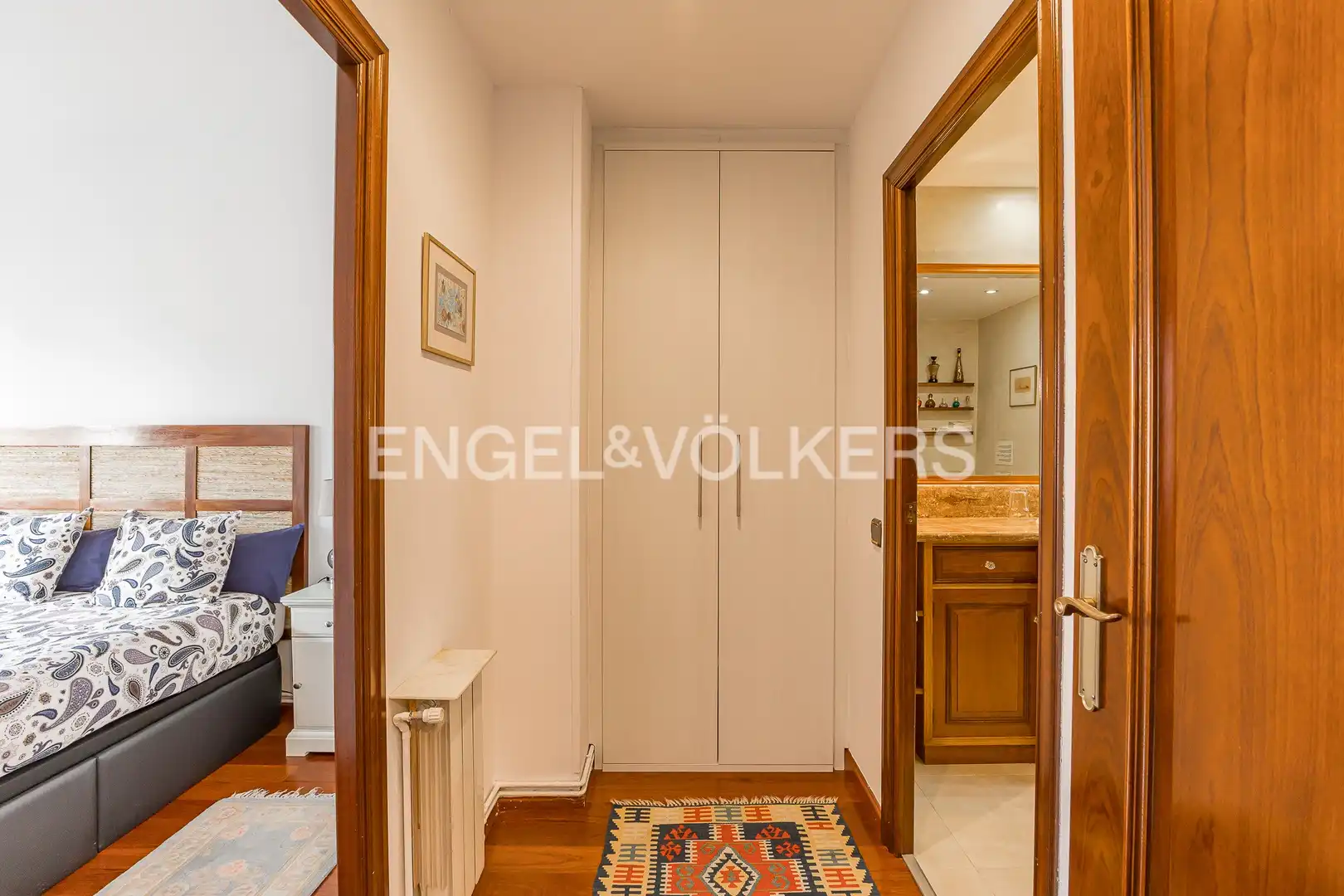 Flat for sale in Barcelona  with Air Conditioner, Heating and Parquet flooring