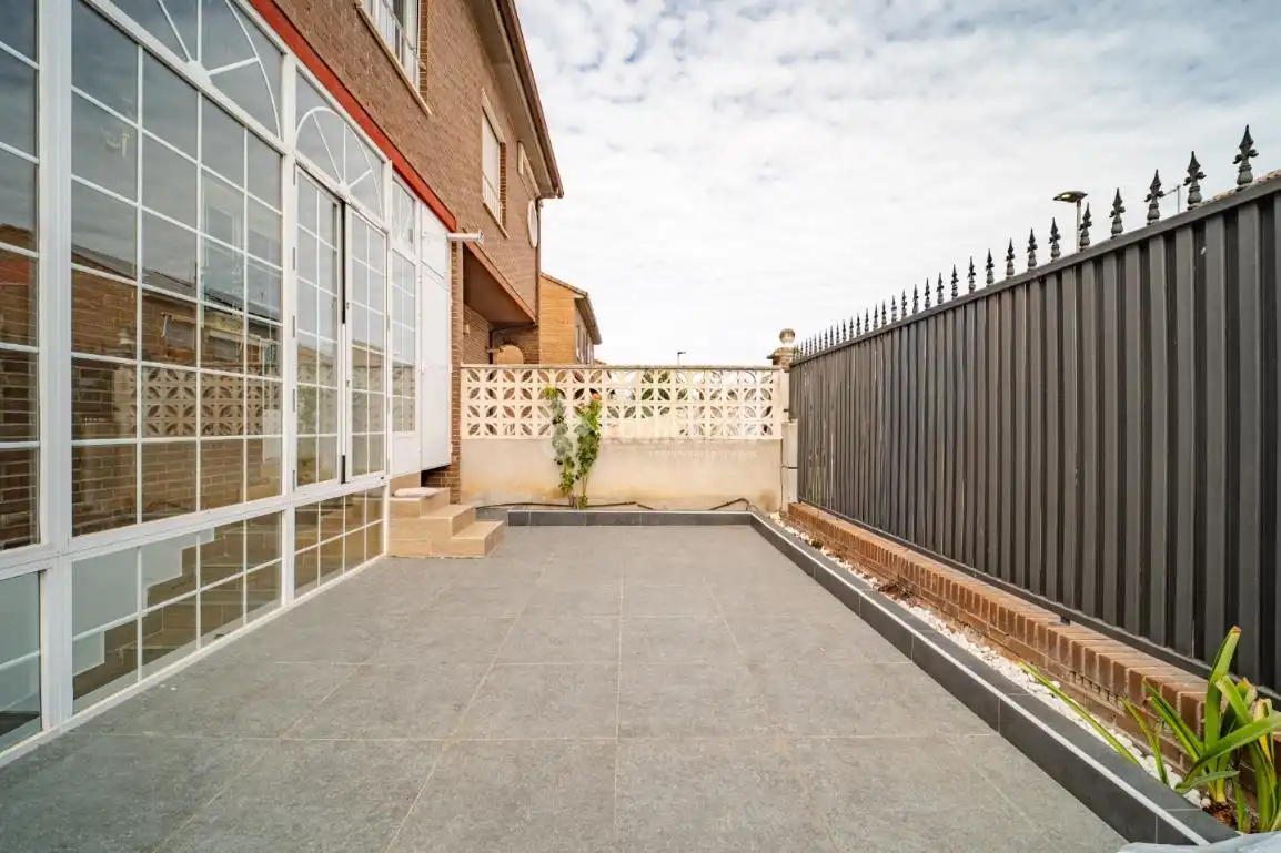 Maison jumelée avec piscine à vendre à La Poveda, imagen 2