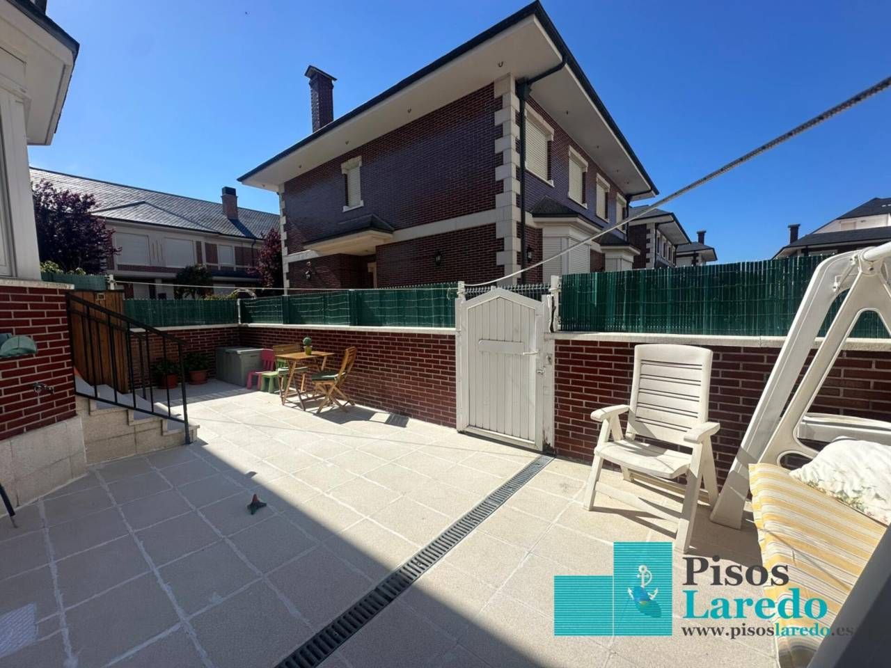Exterior view of Single-family semi-detached for sale in Laredo  with Heating, Private garden and Parquet flooring