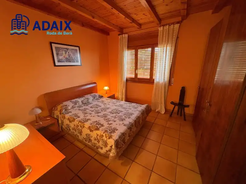 Habitación de Casa o chalet en venta en Roda de Berà con Terraza, Trastero y Horno