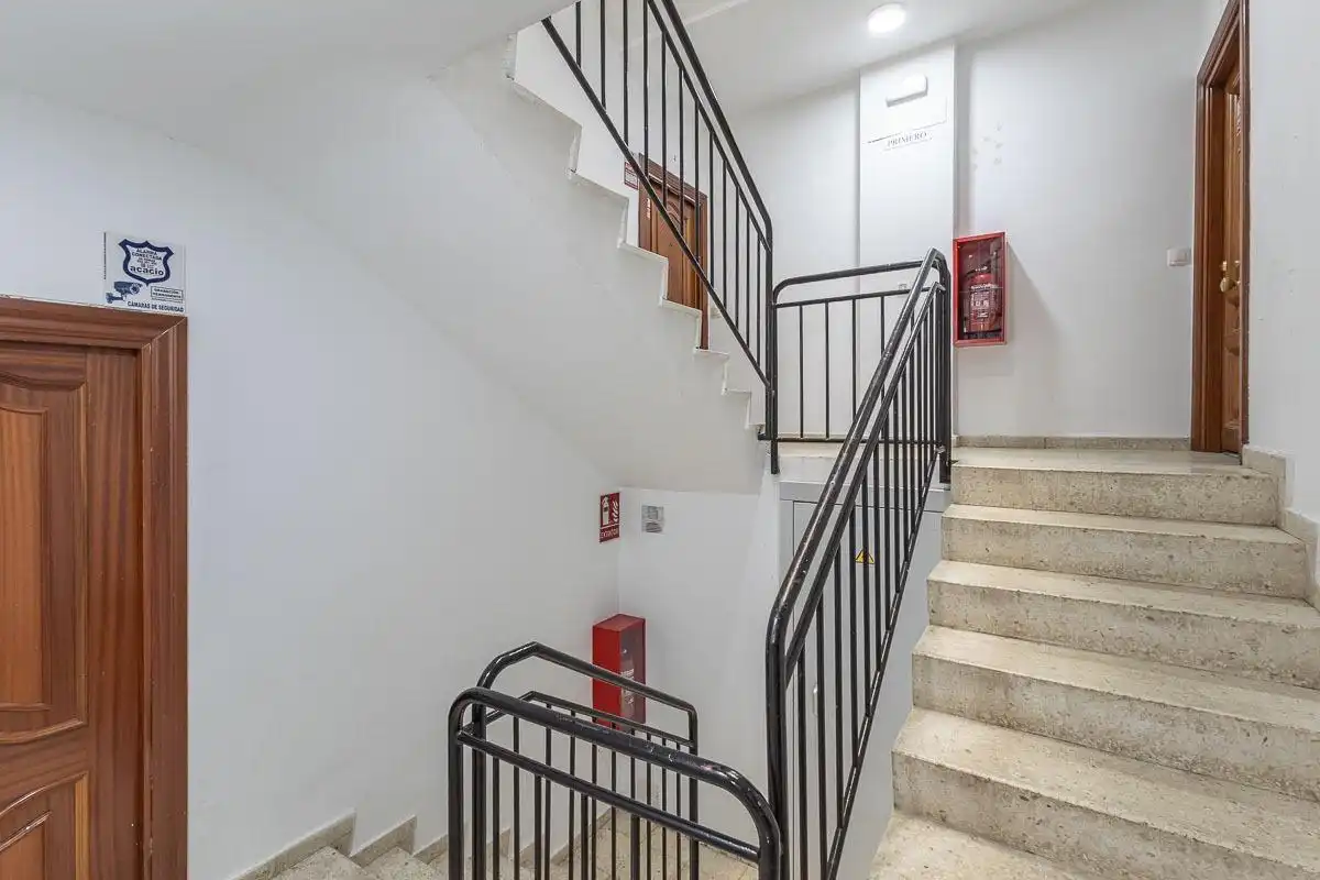 Flat for sale in Granada