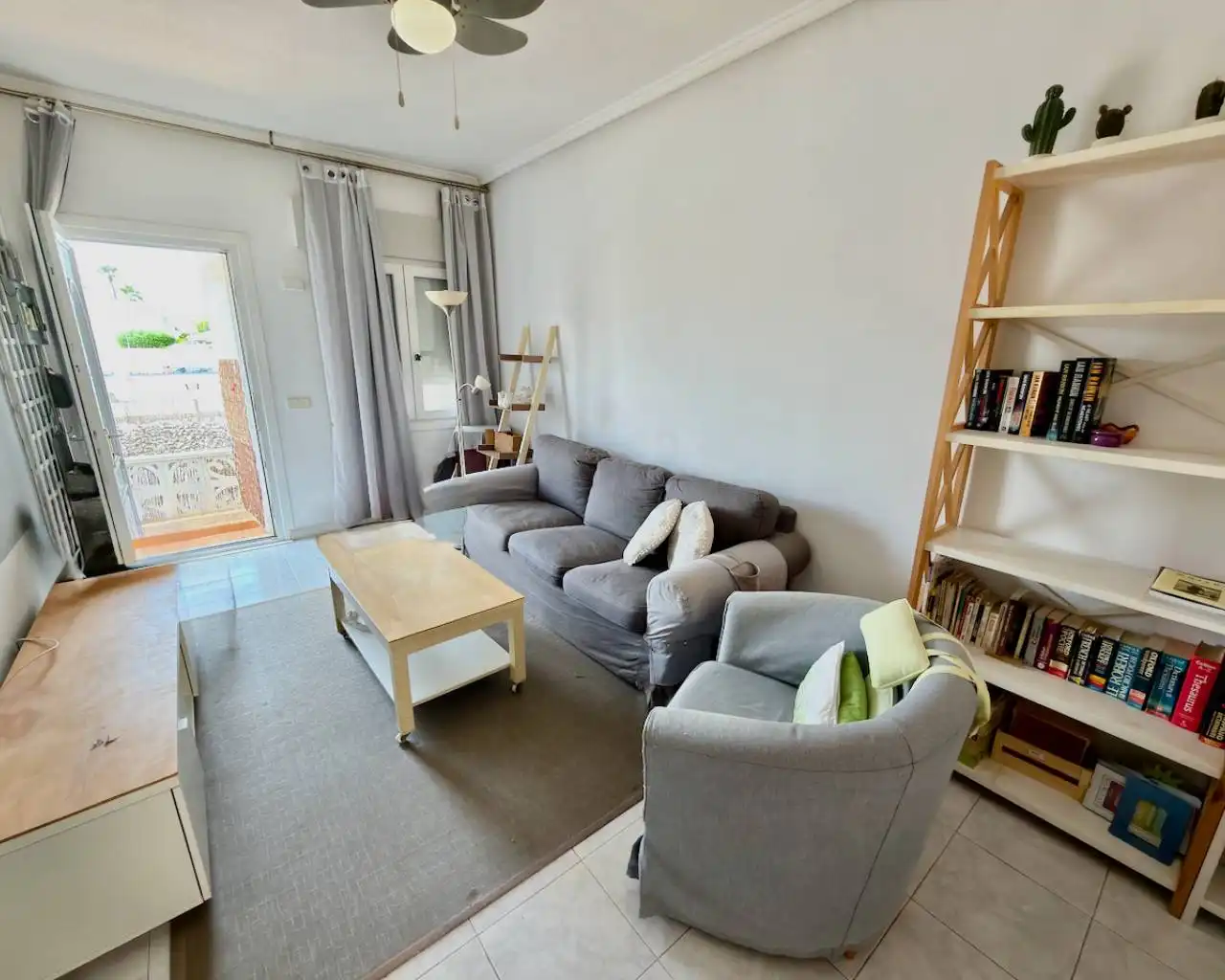 Sala d'estar de Casa o xalet en venda en Rojales amb Jardí privat, Terrassa i Traster