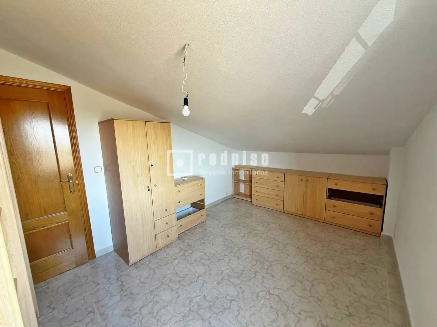 Habitación de Casa o chalet en venta en Alovera con Calefacción, Terraza y Trastero