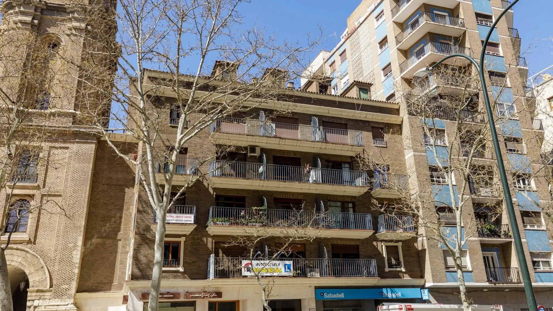 Flat with terrace for sale in Avenida CESAR AUGUSTO 23