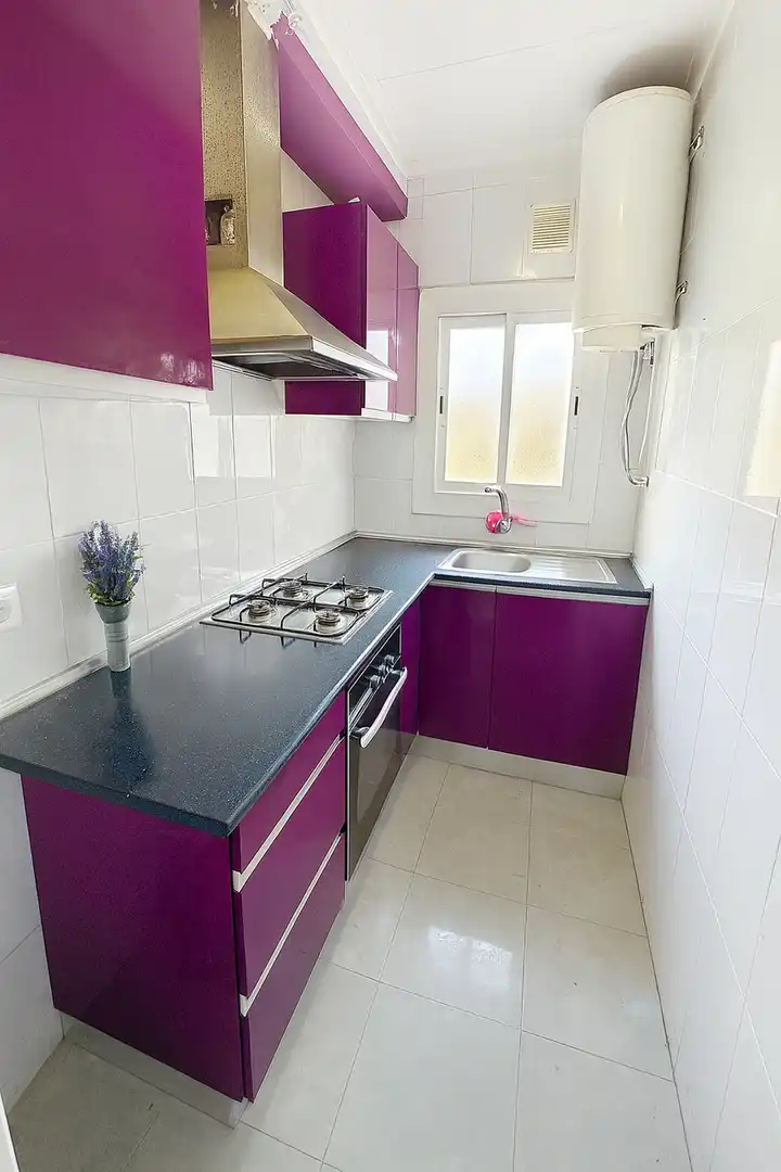 Küche von Wohnung zum Verkauf in Roses mit Heizung und Balkon