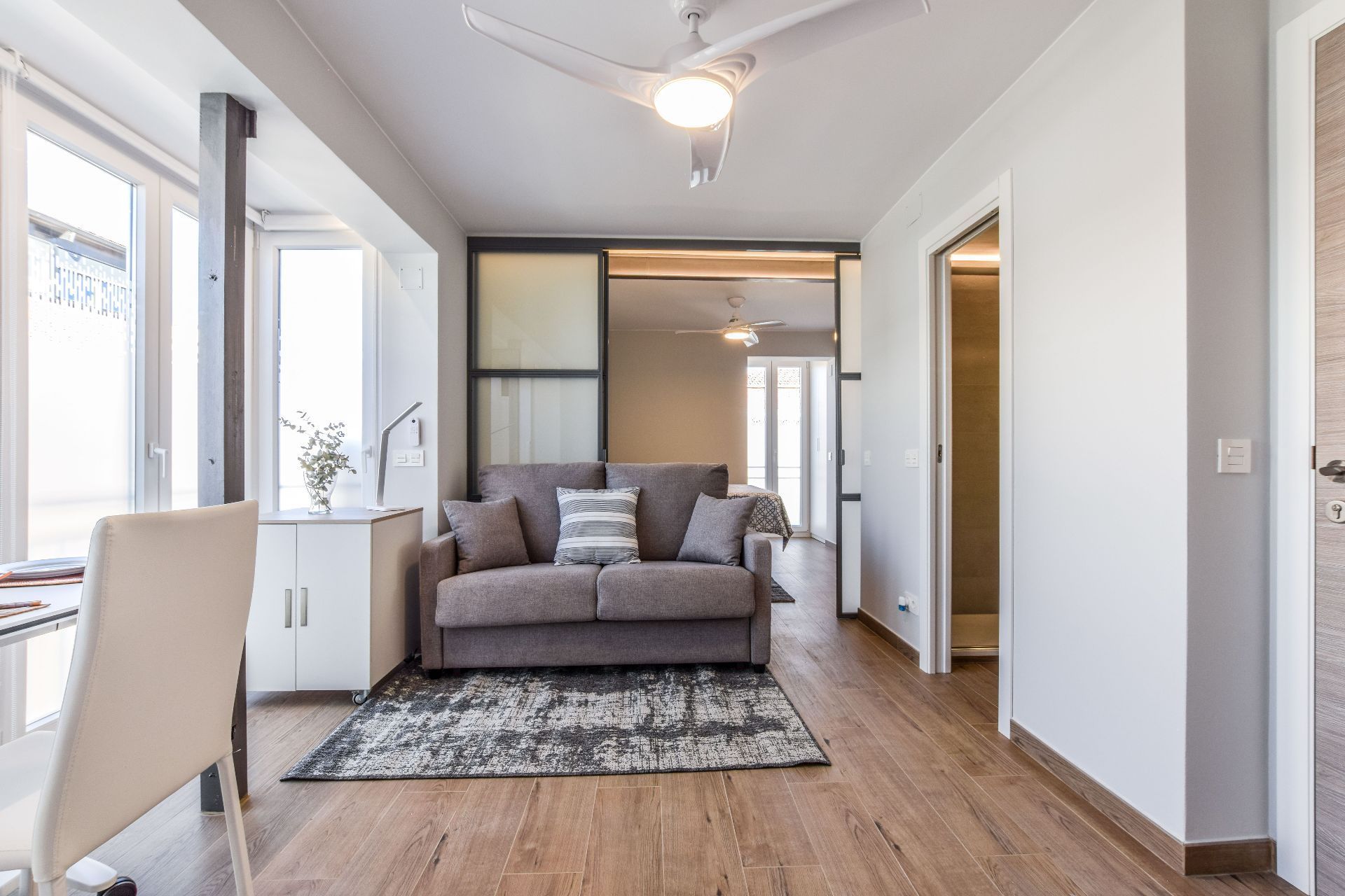 Living room of Flat to rent in  Madrid Capital  with Air Conditioner and Heating