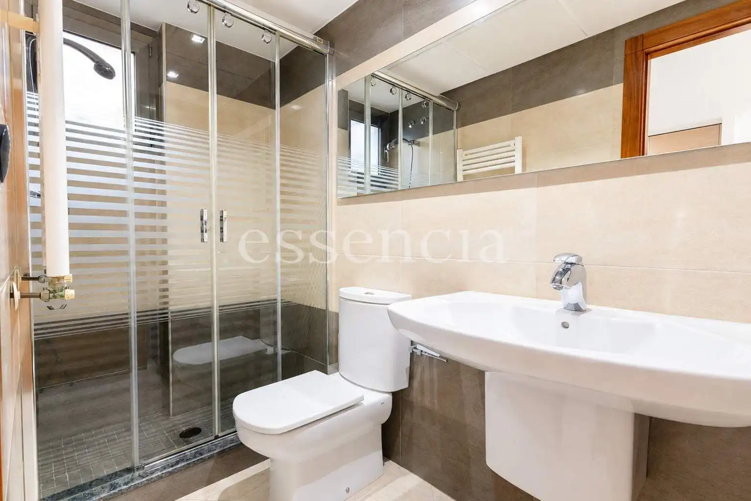 Bathroom of Houses for sale in Benirredrà  with Heating and Terrace