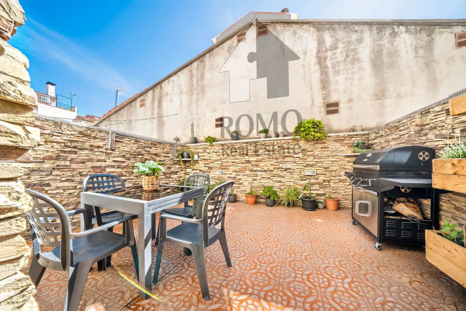 Casa adosada en venta en Plaça Ponent, La Llagosta