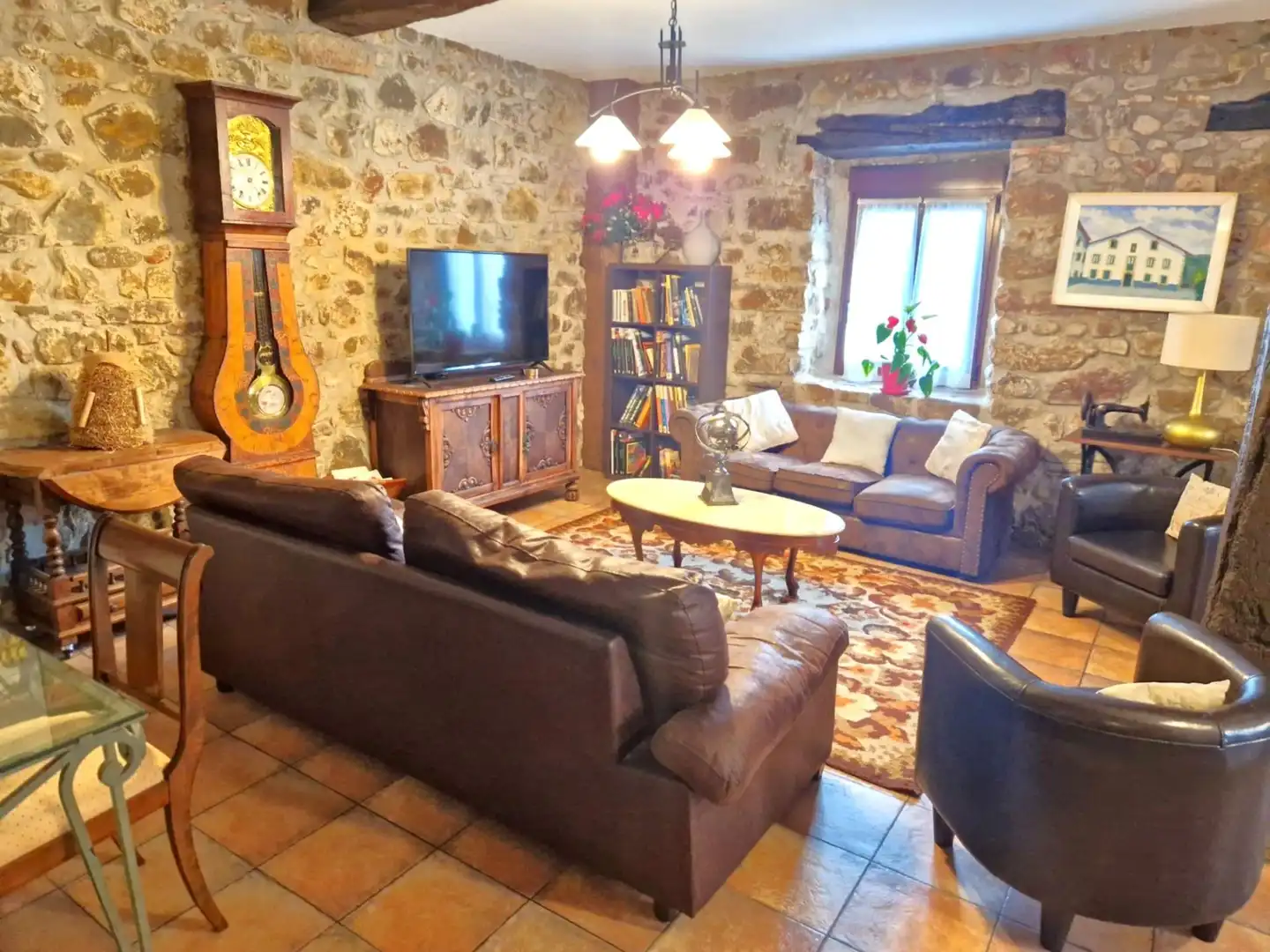 Sala d'estar de Casa o xalet en venda en Donostia - San Sebastián  amb Calefacció, Jardí privat i Terrassa