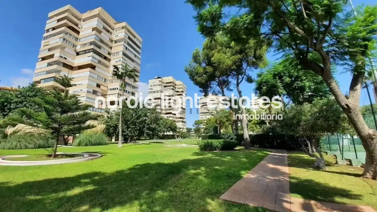 Piso con piscina en venta en Playamar - Benyamina, imagen 25