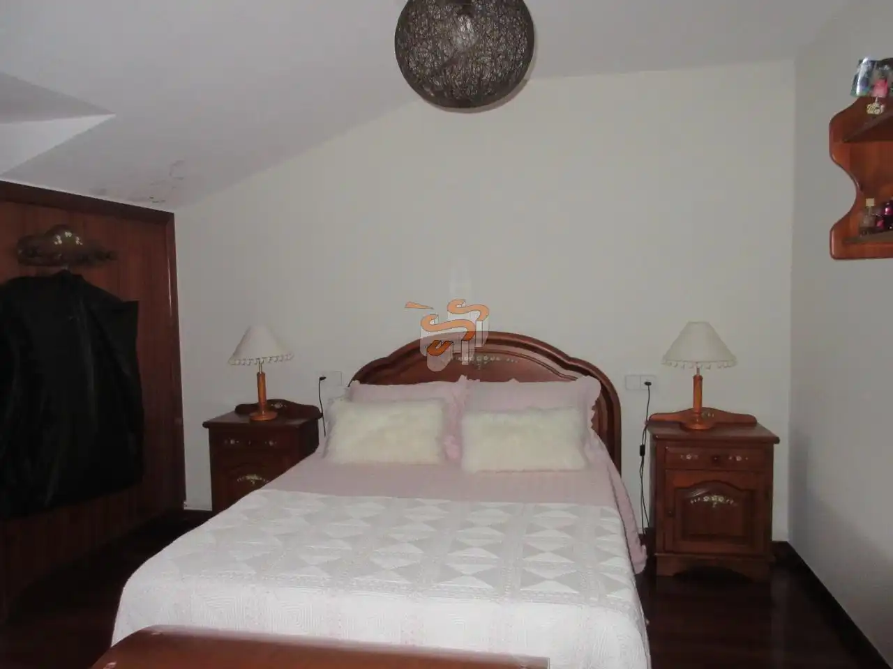 Habitación de Casa o chalet en venta en Cabanas con Calefacción y Jardín privado