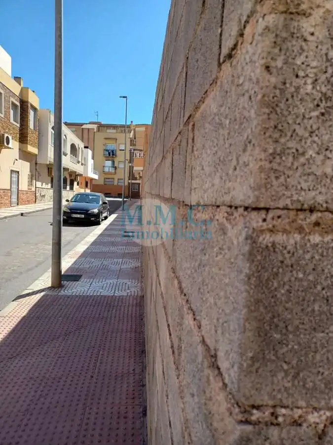 Wohnbaugrundstück zum Verkauf in Roquetas de Mar ciudad, imagen 8