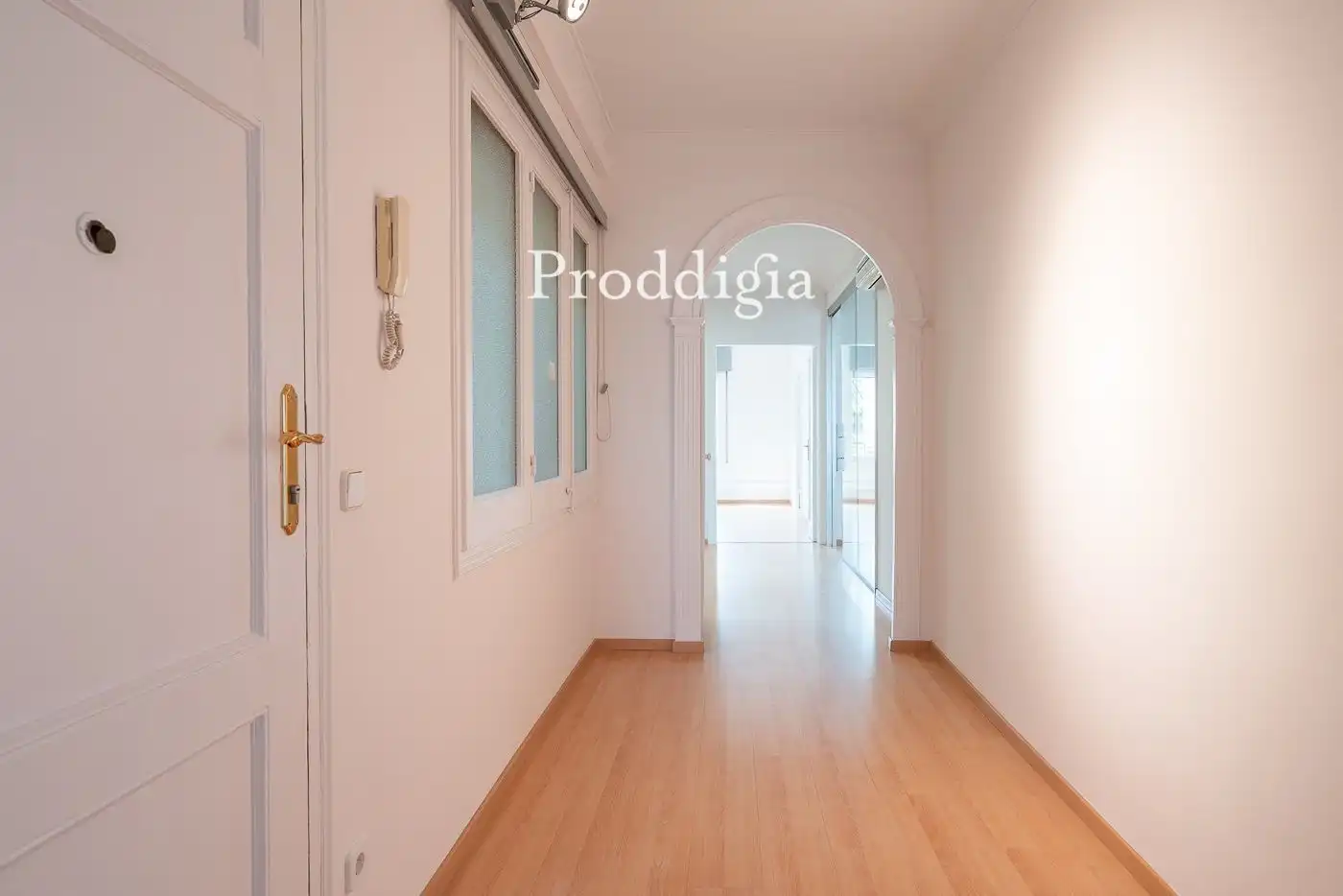 Office for rent in Barcelona  with Air Conditioner and Heating