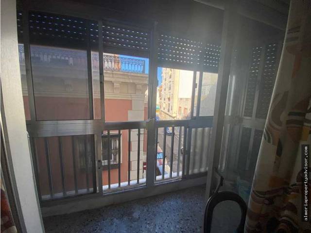 Piso en Venta en Los Ángeles - Cruz de Caravaca