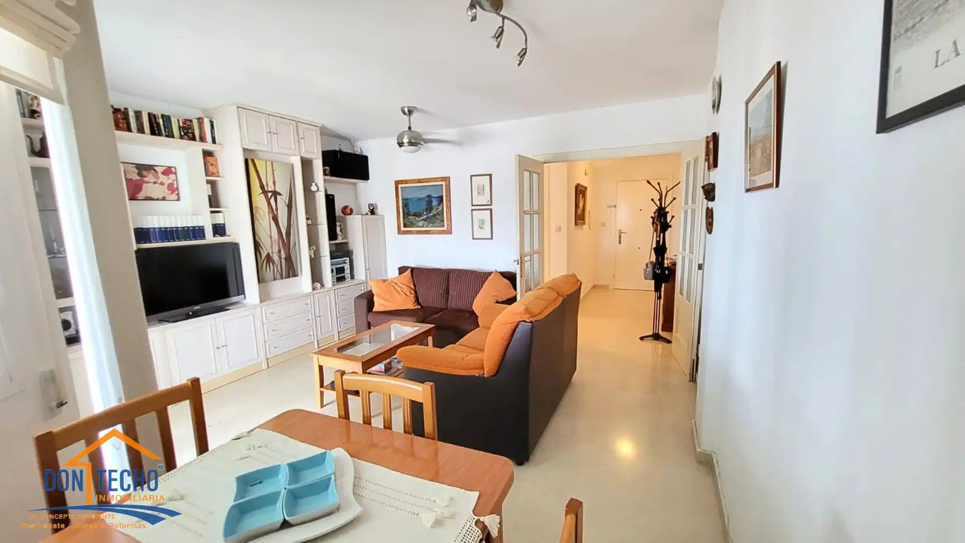 Living room of Flat for sale in Rincón de la Victoria  with Terrace, Furnished and Washing machine