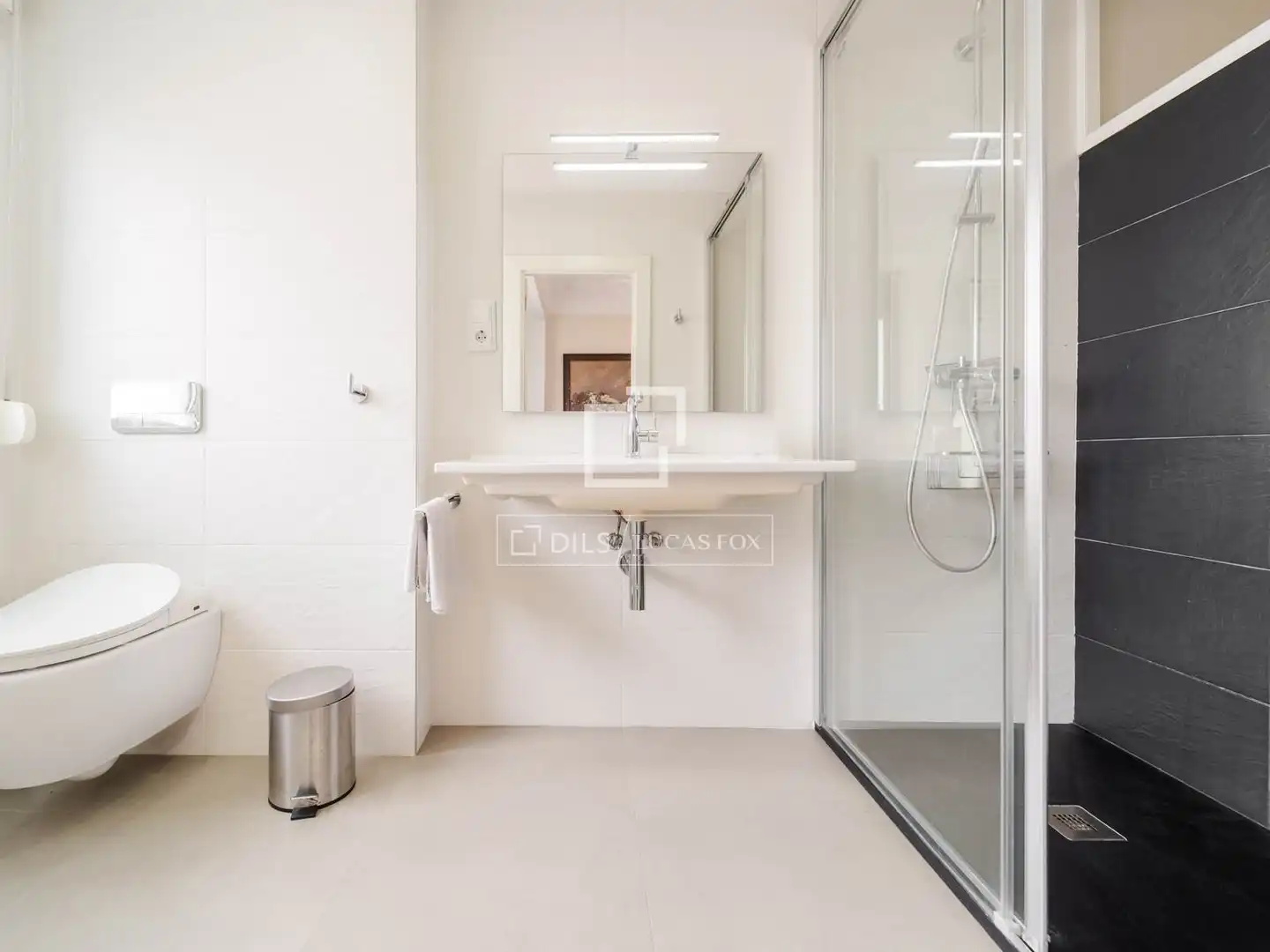 Bathroom of Flat for sale in L'Eixample