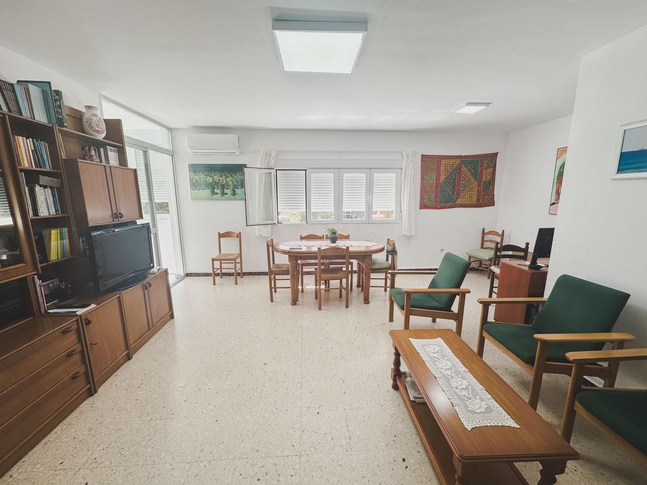 Sala de estar de Piso en venta en  Cádiz Capital con Balcón