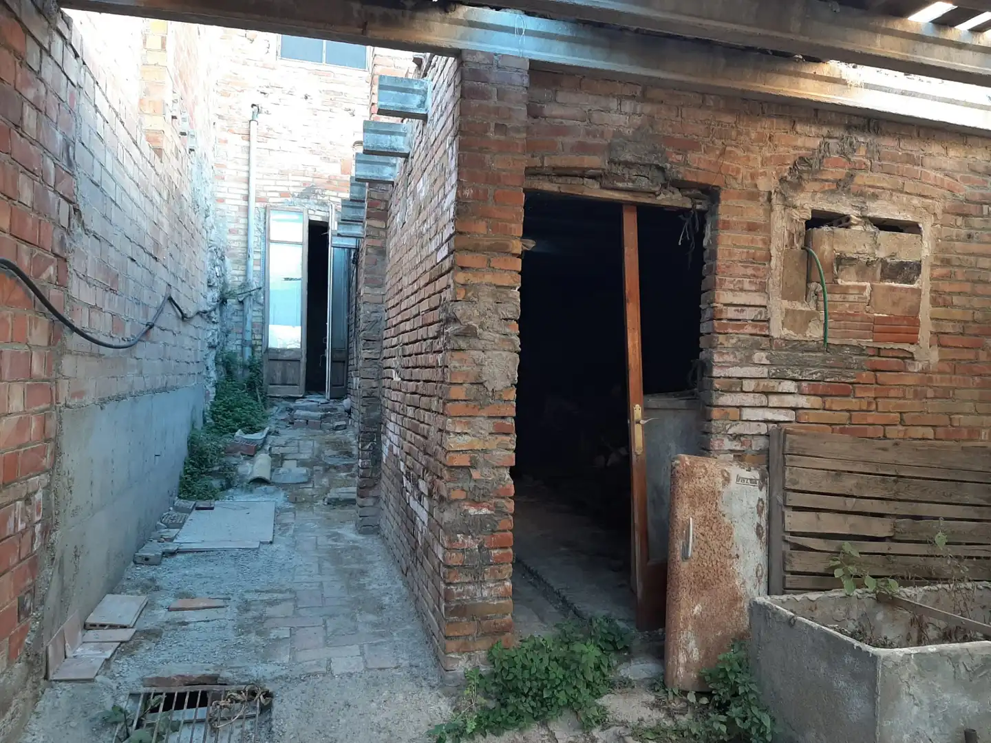 Casa aparellada amb terrassa en venda a Carrer Salmeron, imagen 50
