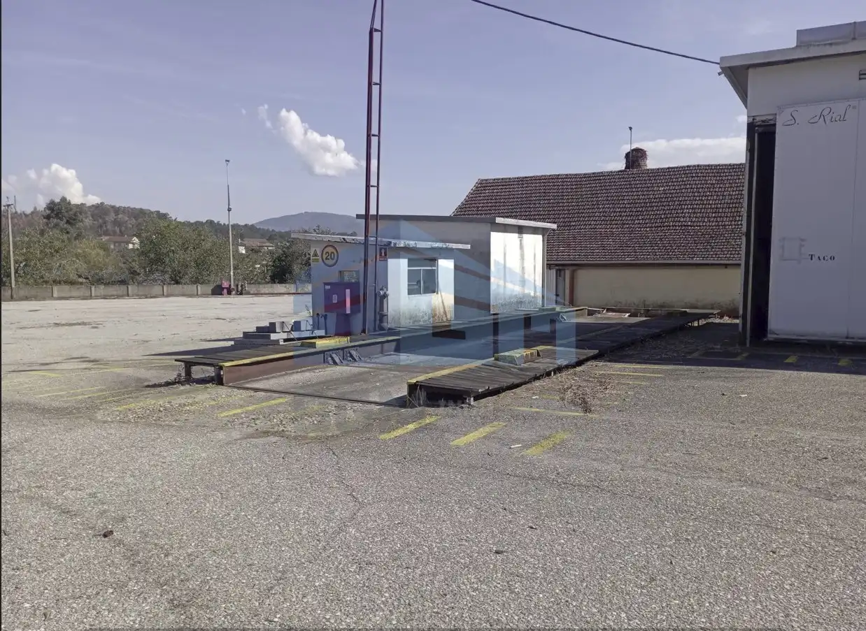 Parking of Industrial buildings for rent in Salvaterra de Miño