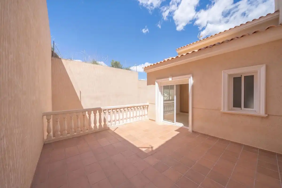 Casa pareada con terraza en venta en Carrer d'Oriola, imagen 29