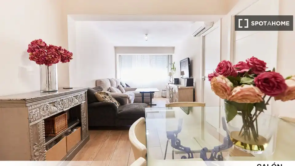 Wohnzimmer von Wohnung zur untervermieten in Sevilla mit Klimaanlage, Terrasse und Möbliert