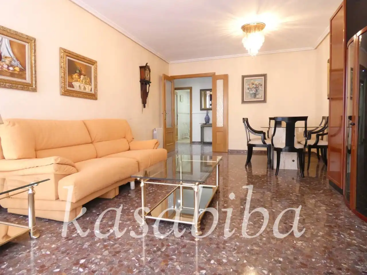 Piso en venta en Calle Ramón Muntaner, Avenida de la Paz