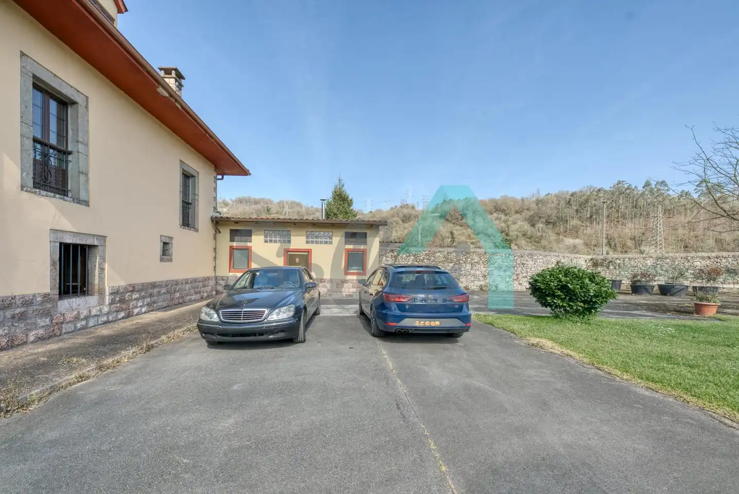 Exterior view of Houses for sale in Ribera de Arriba  with Heating, Private garden and Terrace