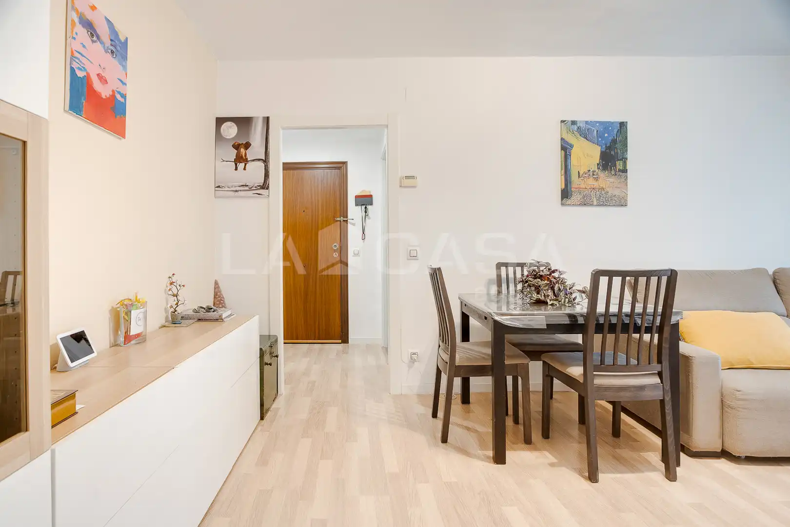 Exterior view of Flat for sale in Sant Adrià de Besòs  with Heating and Balcony