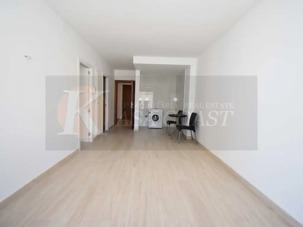 Sala de estar de Piso en venta en Fuengirola con Aire acondicionado, Jardín privado y Terraza