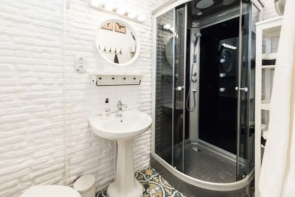 Baño de Piso en venta en Madrid con Aire acondicionado, Calefacción y Amueblado
