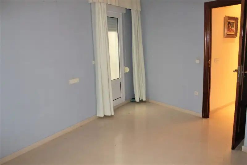Residencial en venda a Tomelloso, imagen 4