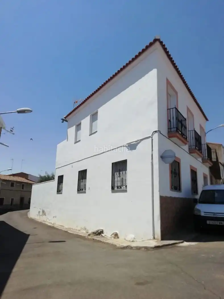 House for sale in Calle Mártires 20