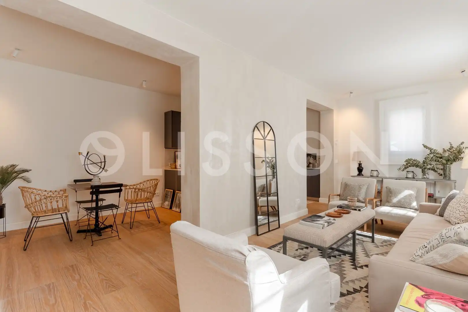 Sala d'estar de Dúplex en venda en Madrid amb Aire condicionat, Terrassa i Traster