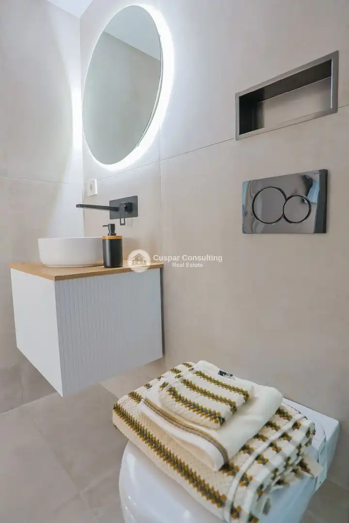 Baño de Apartamento en venta en San Pedro del Pinatar con Aire acondicionado, Calefacción y Terraza