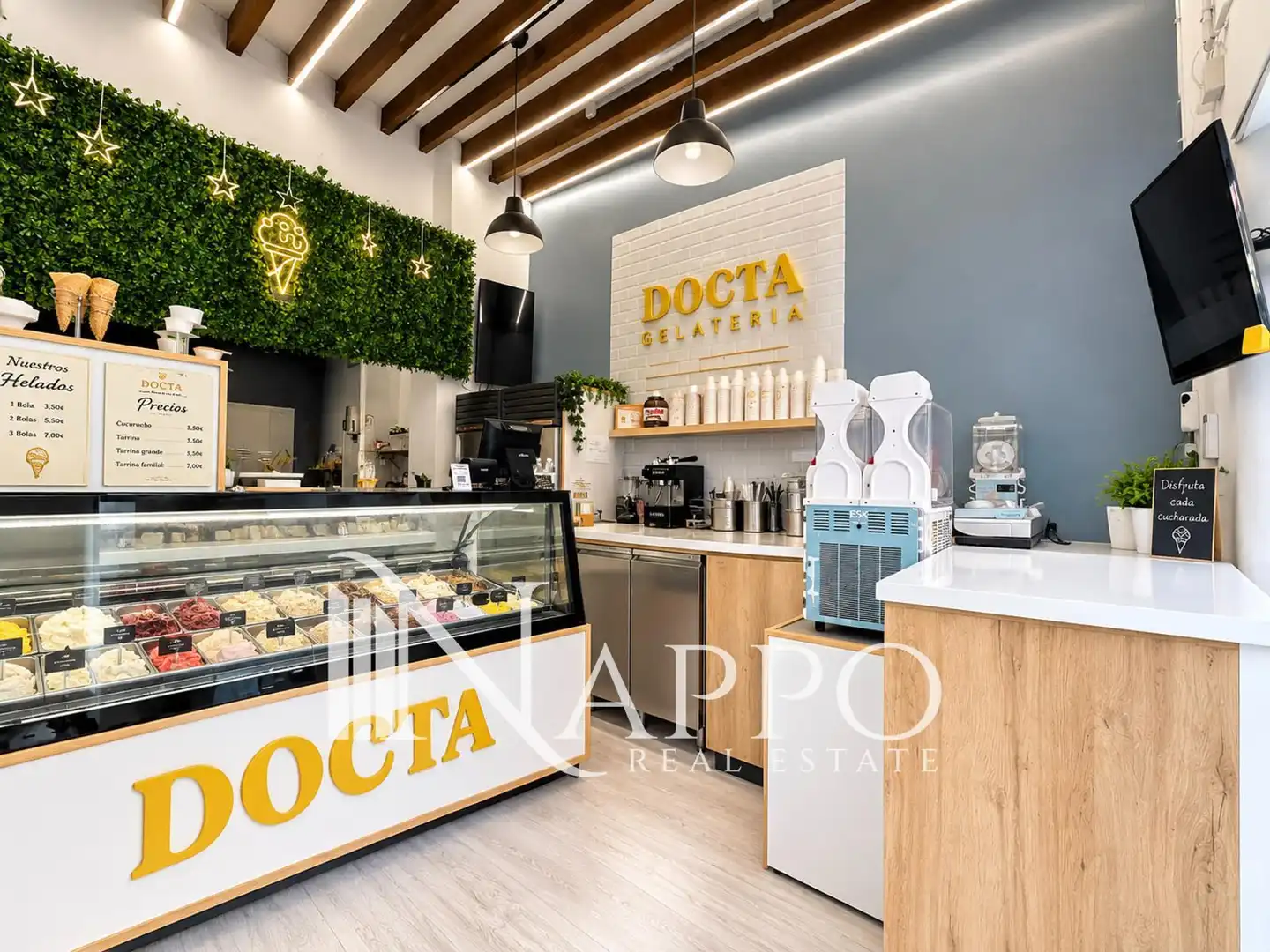 Local comercial en traspàs a Oms