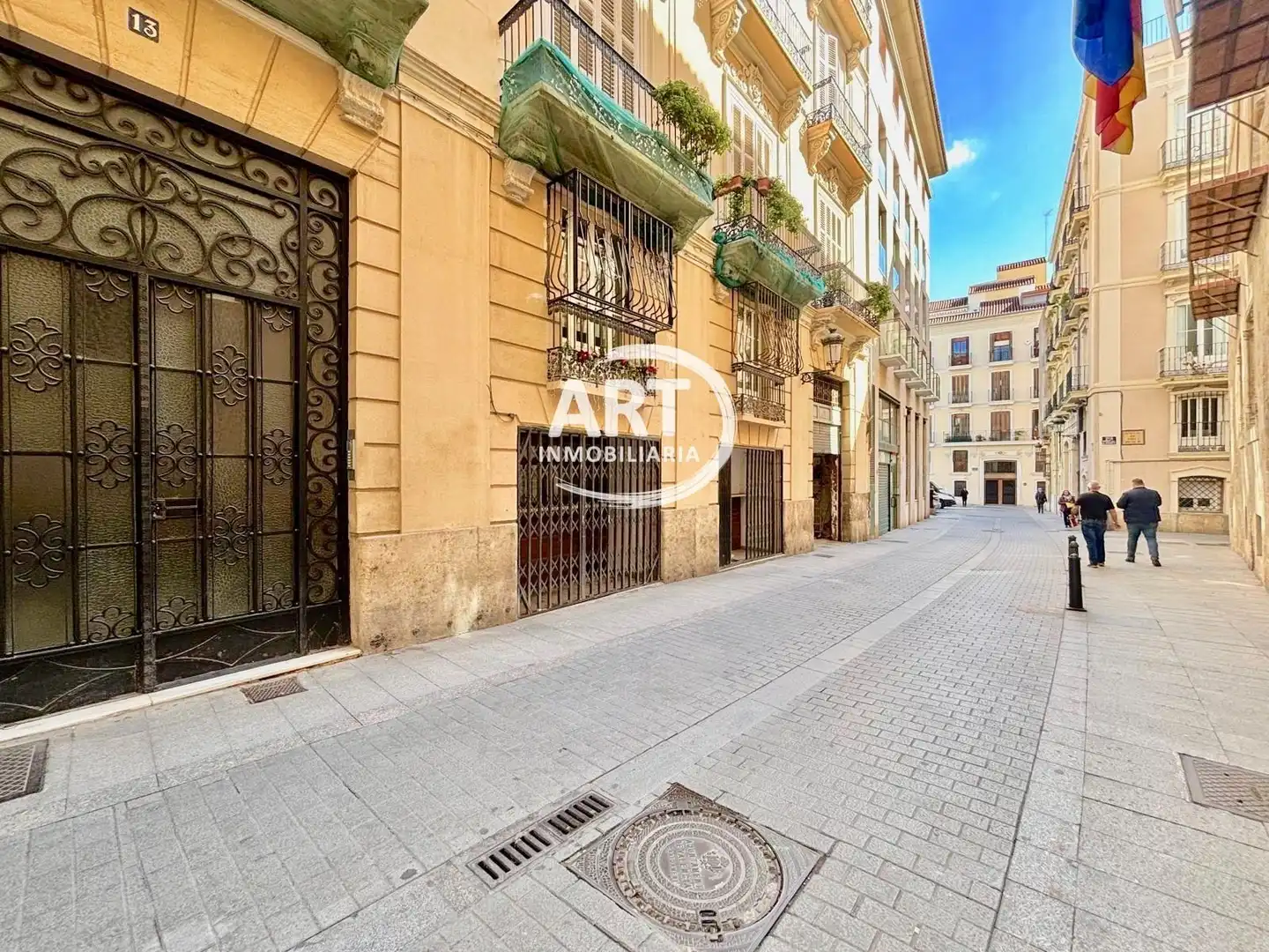 Vista exterior de Local en venda en Valencia