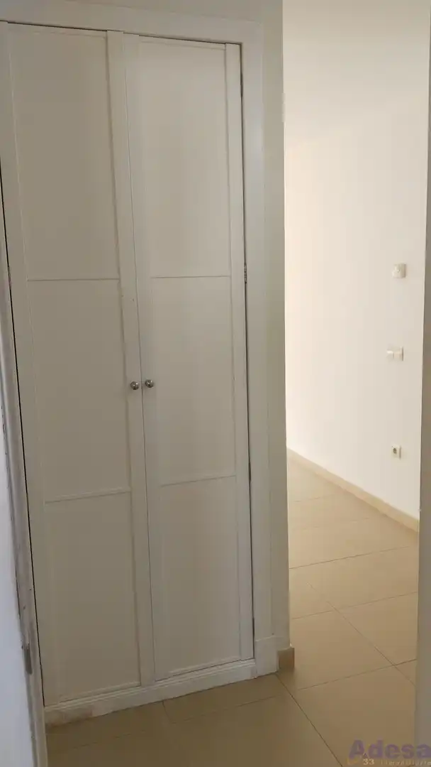 Habitación de Dúplex en venta en Navalcarnero con Calefacción, Balcón y Piscina comunitaria