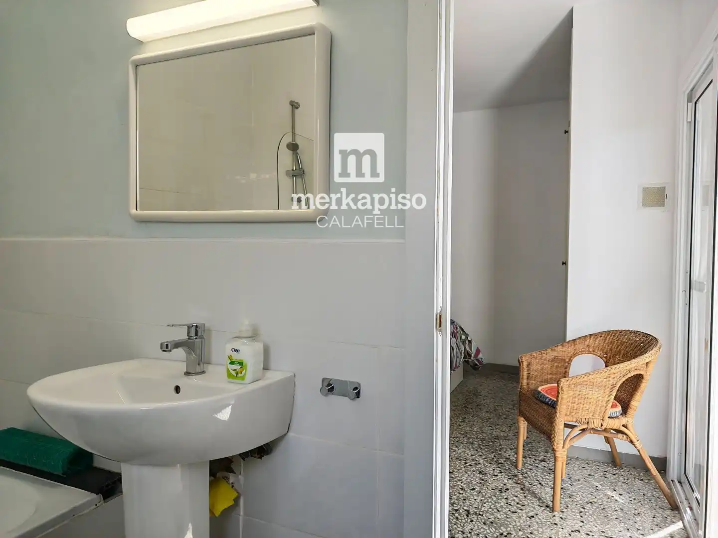 Bany de Casa o xalet en venda en Bellvei amb Calefacció, Jardí privat i Terrassa