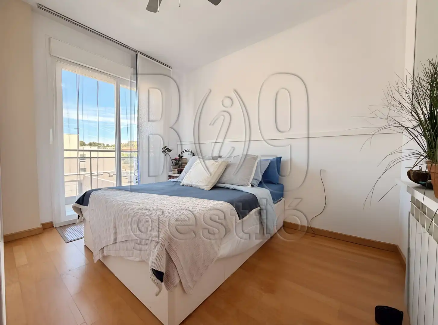 Schlafzimmer von Wohnung zum Verkauf in Tarragona mit Klimaanlage, Heizung und Terrasse