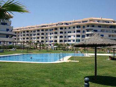 Apartament amb piscina en venda a San Luis de Sabinillas