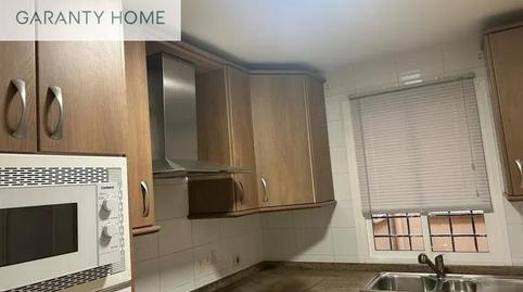 Foto 2 de Piso de alquiler en Cerrado de Calderón - Hacienda Paredes, Málaga