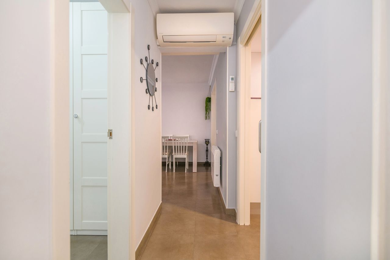 Piso en venta en Cornellà de Llobregat con Aire acondicionado y Calefacción