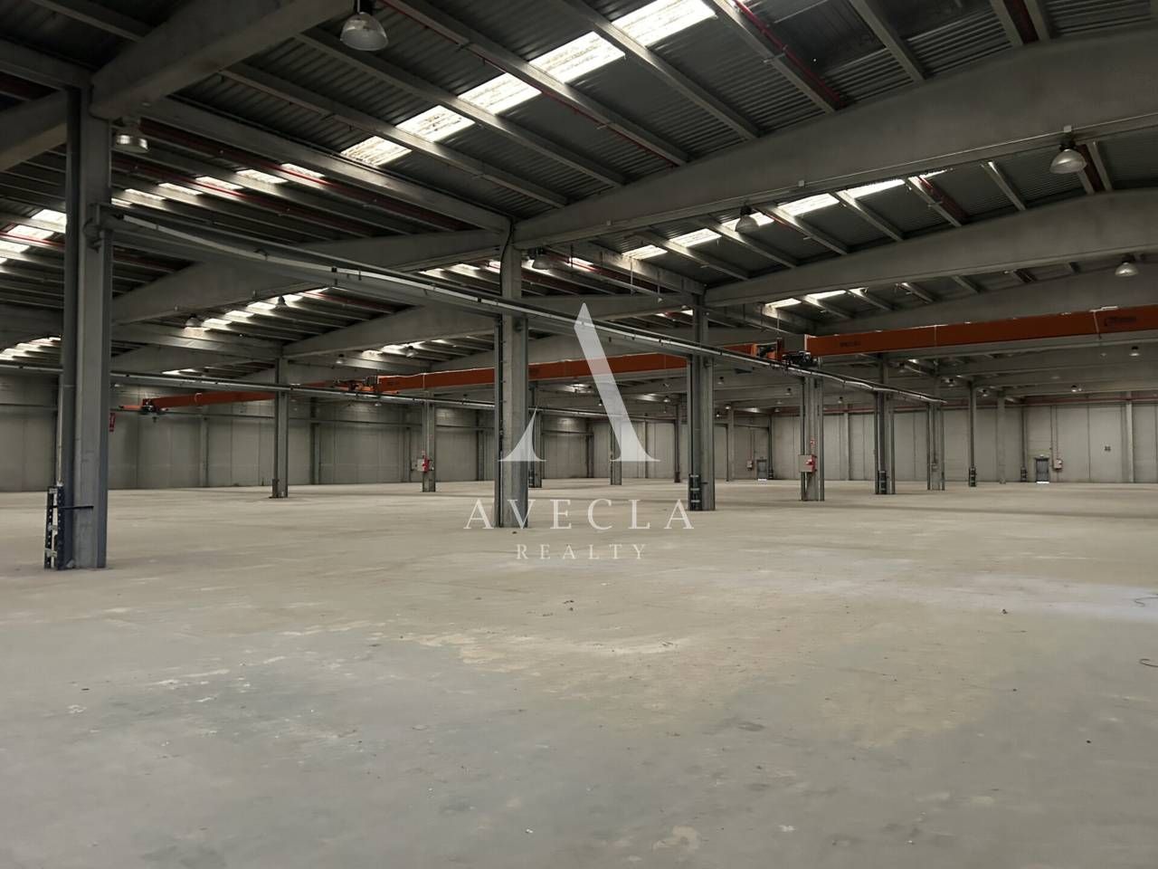Industrial buildings to rent in Sant Feliu de Buixalleu