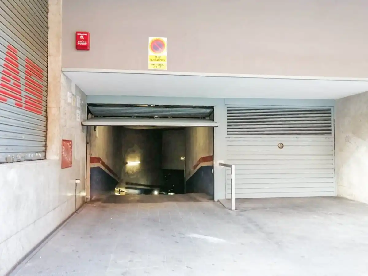 Parkplatz zum Verkauf in Sant Andreu, imagen 6