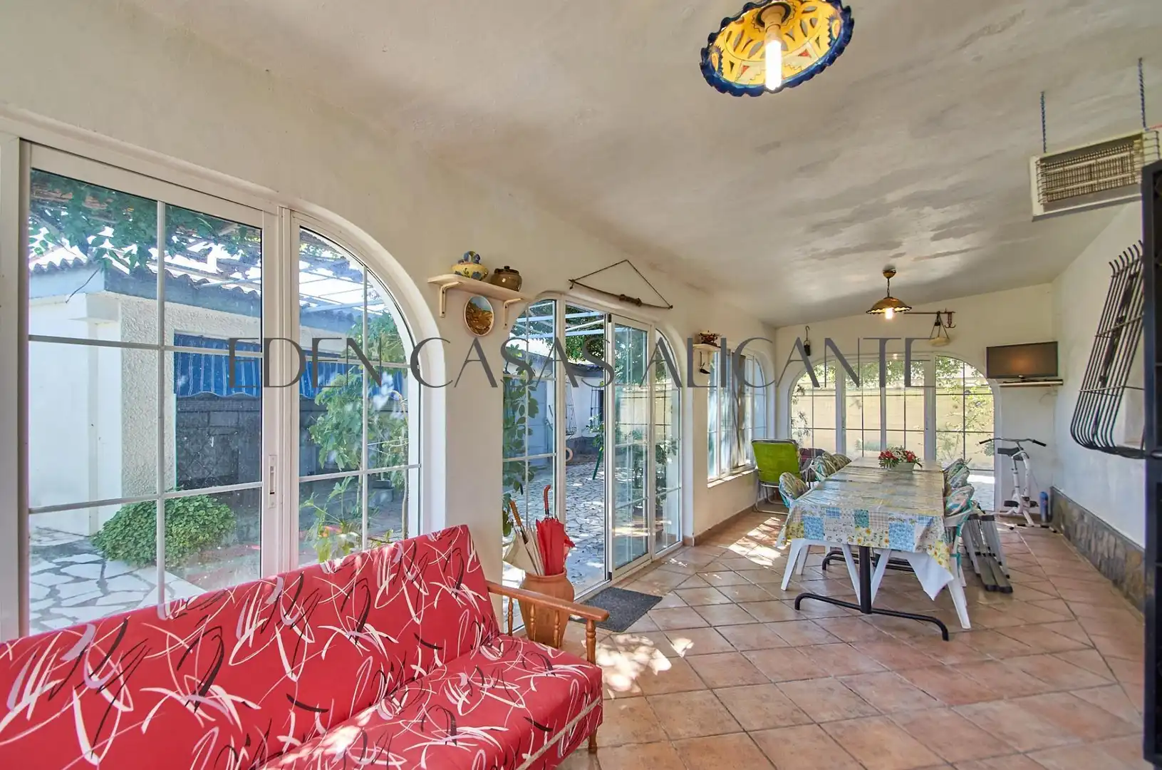 Garden of Houses for sale in Busot  with Air Conditioner, Heating and Private garden