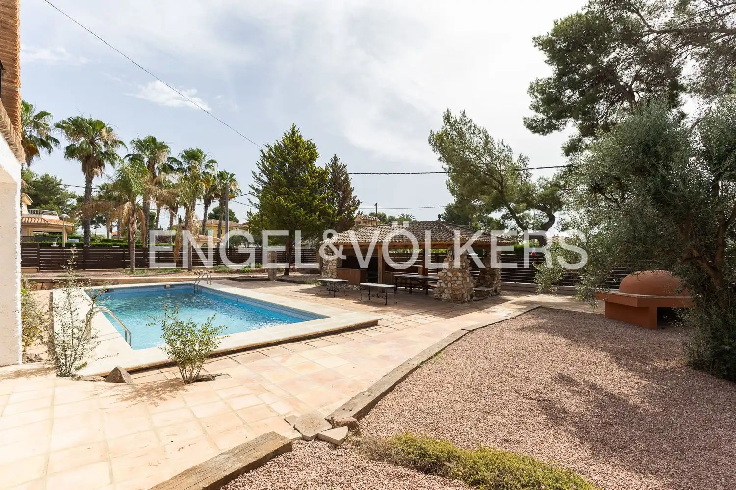 Piscina de Casa o chalet de alquiler en Paterna con Aire acondicionado, Calefacción y Jardín privado