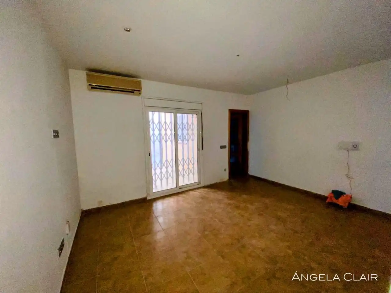 Flat for sale in Terrassa  with Air Conditioner, Heating and Terrace